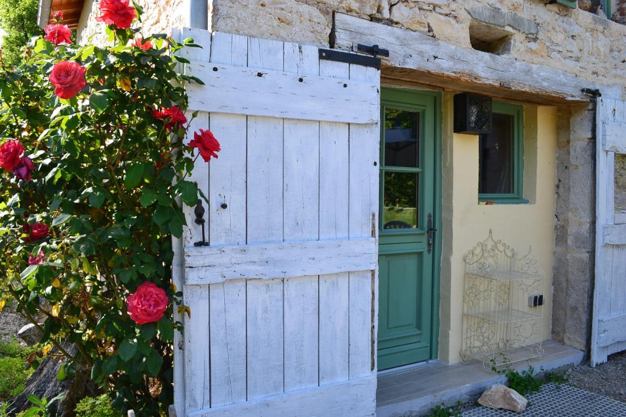 Couanac Gite Familial A La Campagne Avec Piscine Cayriech 外观 照片